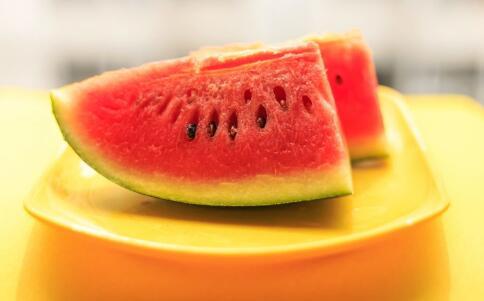 夏天吃瓜小清新,瓜果飘香——小清新夏日吃瓜指南  第3张